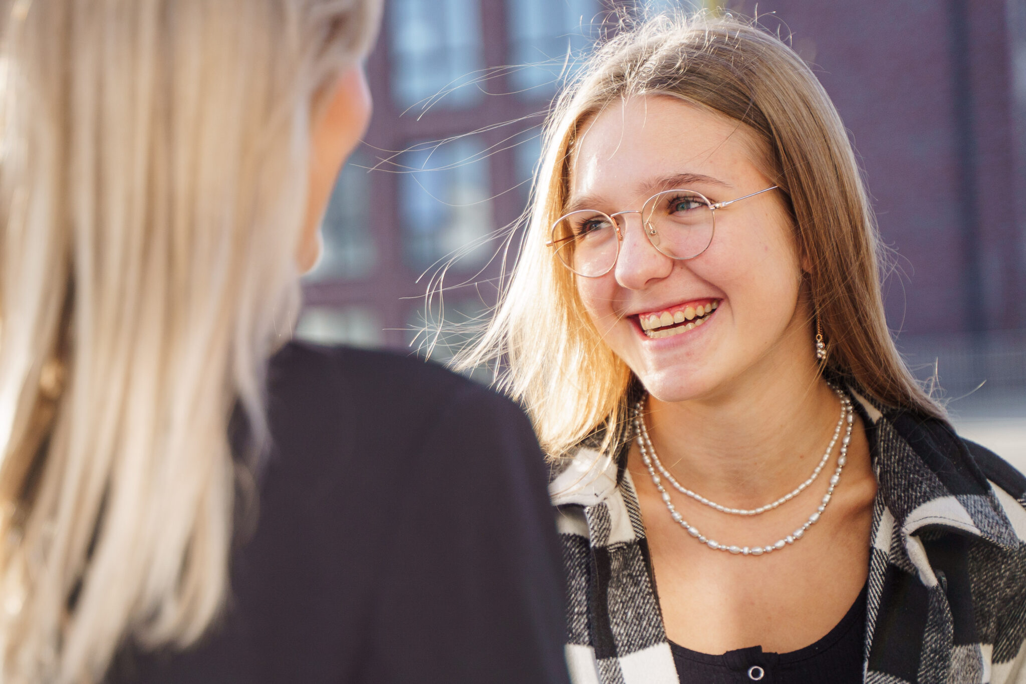 Ausbildung-Team-Zusammenhalt-Grafschaft-Beratung-Steuerberatung-Steuerkanzlei-Nordhorn-lachen